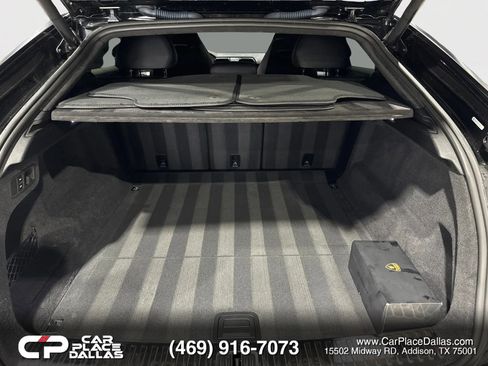 Used 2021 Lamborghini Urus AWD/4WD image 24