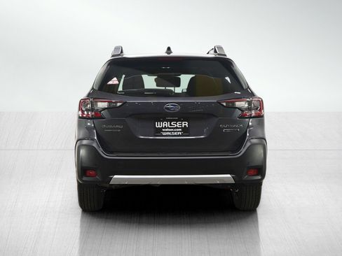 Used 2024 Subaru Outback Touring image 3
