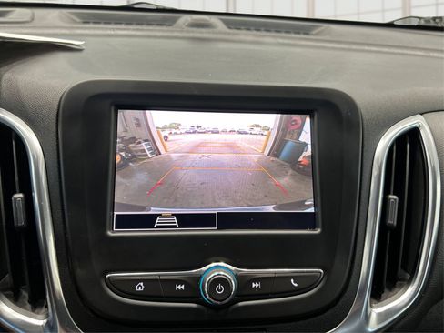 Used 2023 Chevrolet Equinox LT FWD image 25