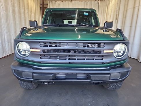Used 2023 Ford Bronco 4-Door AWD/4WD image 2