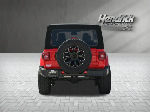Used 2024 Jeep Wrangler Sahara w/ Safety Group AWD/4WD image 9