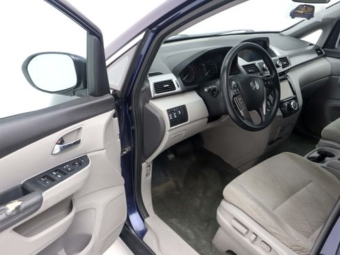 Used 2016 Honda Odyssey SE image 20