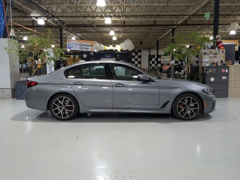 Certified 2023 BMW 540i xDrive w/ M Sport Package image 6