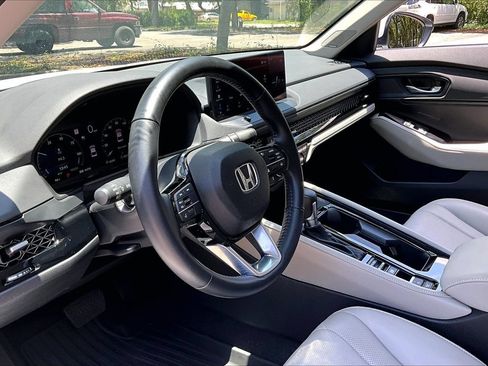 Used 2024 Honda Accord Touring image 14