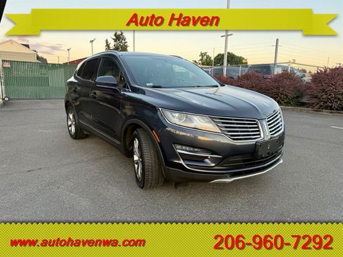 Used 2015 Lincoln MKC AWD w/ Equipment Group 101A Select image 2