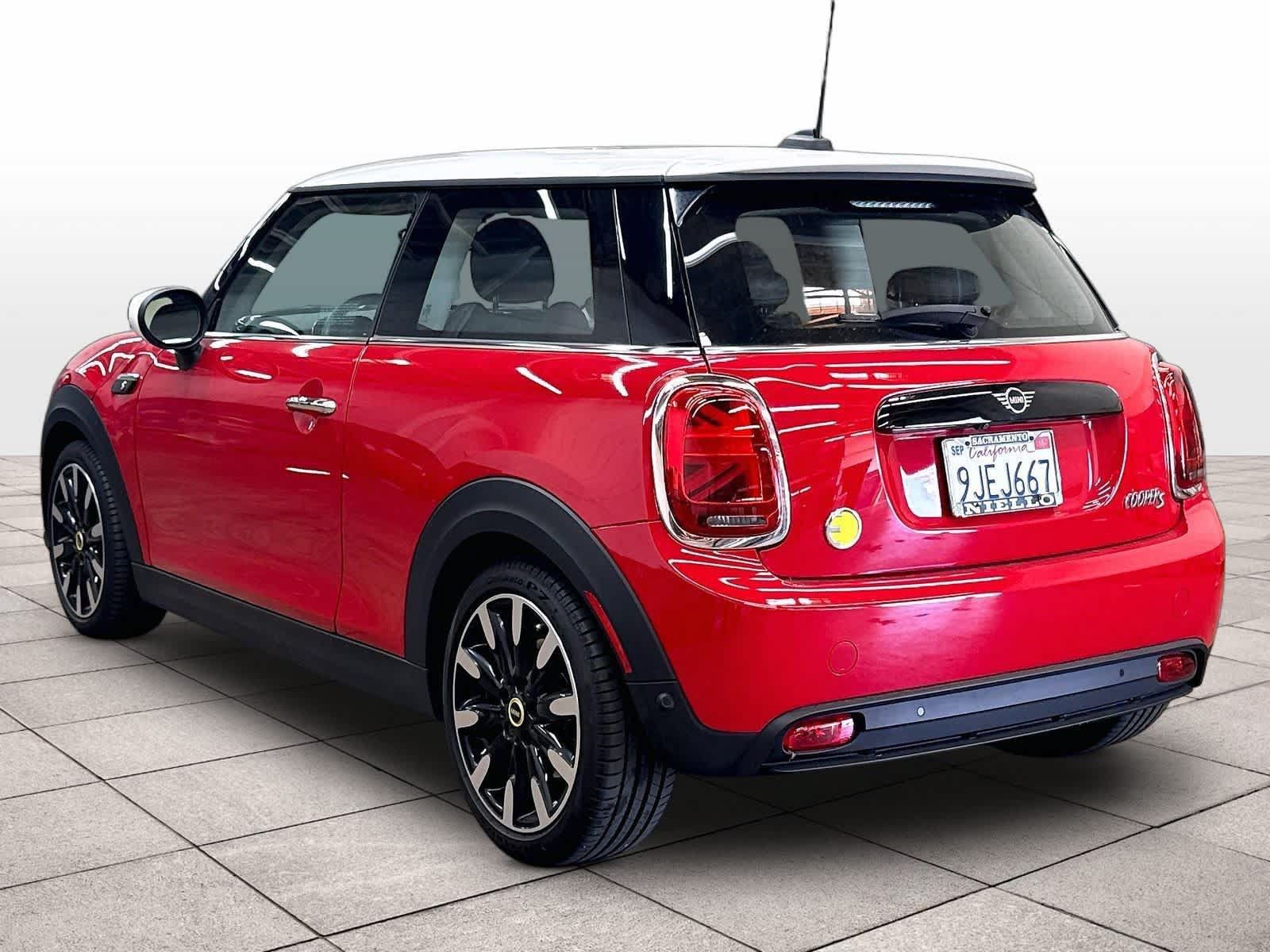 Used 2024 MINI Cooper SE FWD image 15