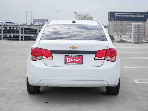 Used 2016 Chevrolet Cruze LS FWD image 7