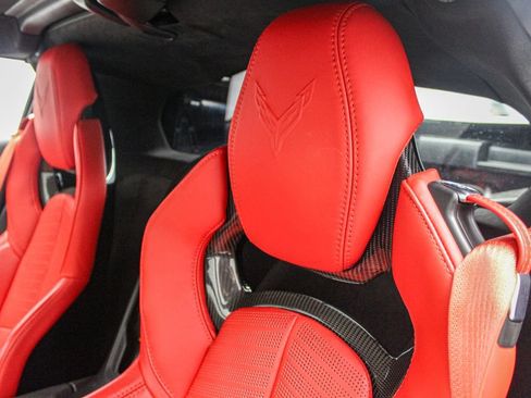 Used 2022 Chevrolet Corvette Stingray Premium Cpe w/ Z51 Performance Package RWD image 26