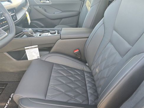 New 2026 Nissan Rogue Platinum w/ Tech Package image 10