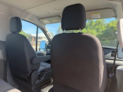 Used 2024 Ford Transit 350 XLT RWD image 22