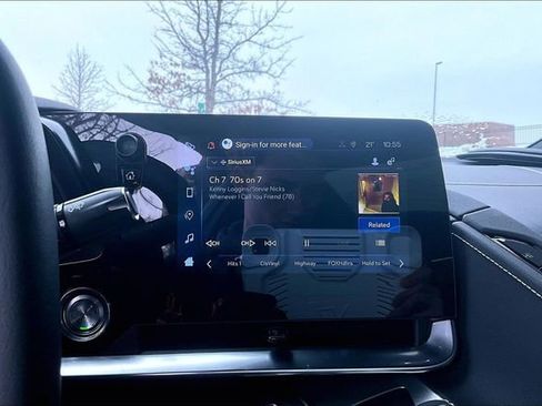 Used 2024 Chevrolet Corvette Stingray Convertible w/ 1LT image 12