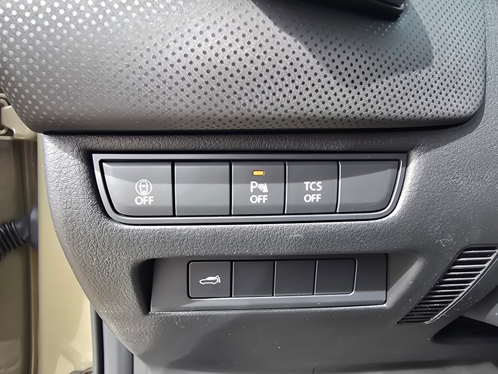 Used 2026 MAZDA CX-50 Meridian Edition AWD/4WD image 17