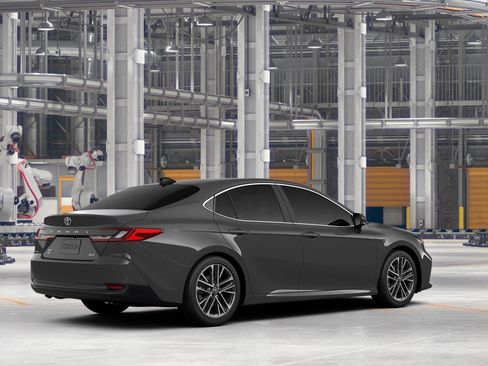 New 2026 Toyota Camry Hybrid AWD/4WD image 12