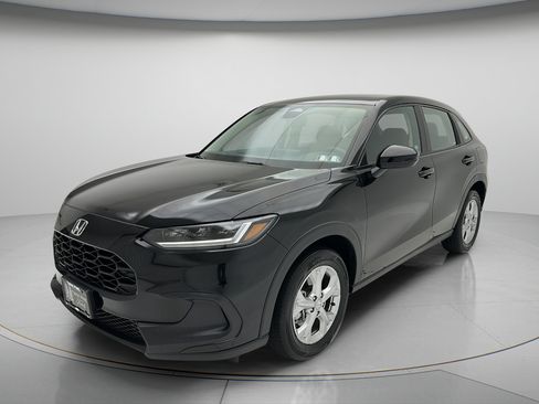 Used 2025 Honda HR-V LX image 3