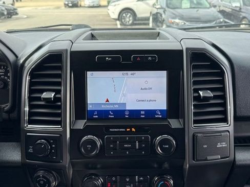 Used 2019 Ford F150 XLT w/ Equipment Group 302A Luxury AWD/4WD image 3