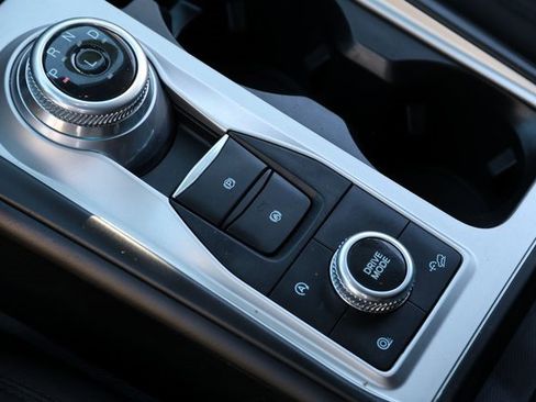 Certified 2022 Ford Explorer XLT image 15