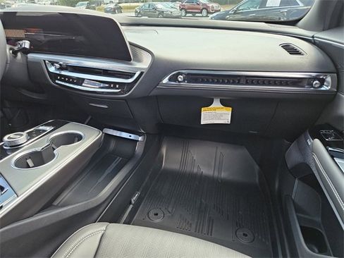 New 2026 Cadillac Lyriq V w/ Exterior Carbon Fiber Package image 18