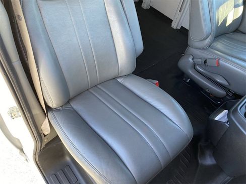 Used 2023 GMC Savana 2500 Work Van w/ Driver Convenience Package image 10