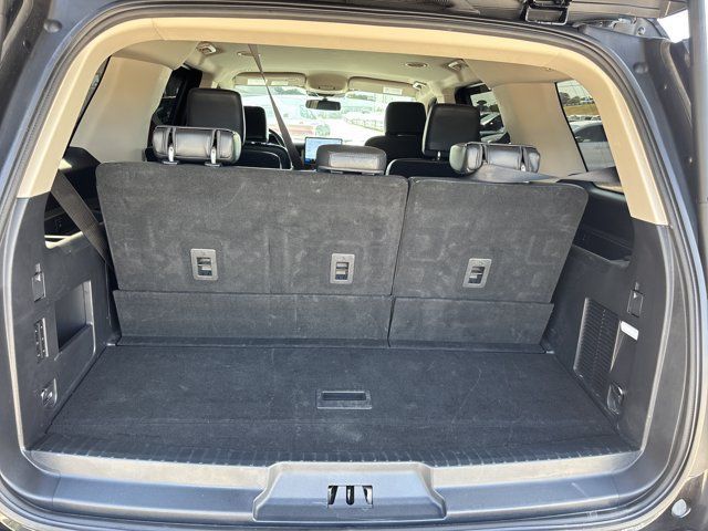 Used 2024 Ford Expedition XLT AWD/4WD image 6