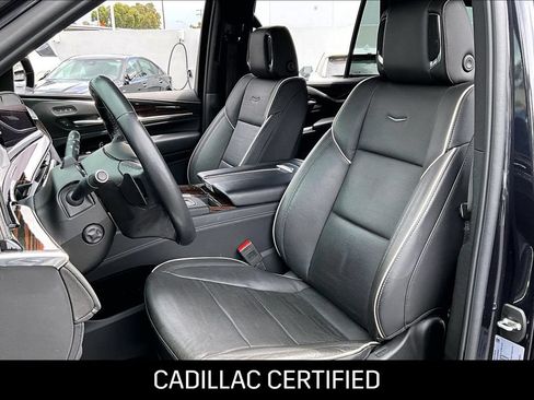 Certified 2023 Cadillac Escalade Premium Luxury AWD/4WD image 10