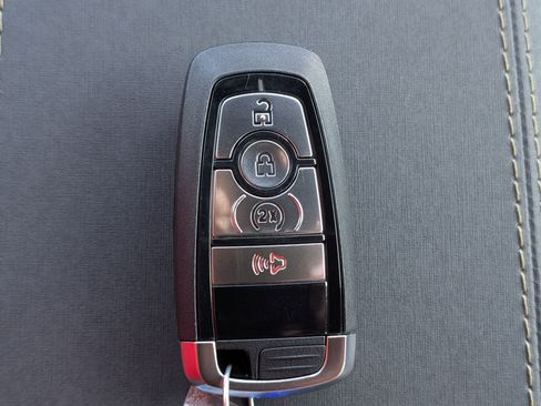 New 2025 Ford Bronco Badlands image 38