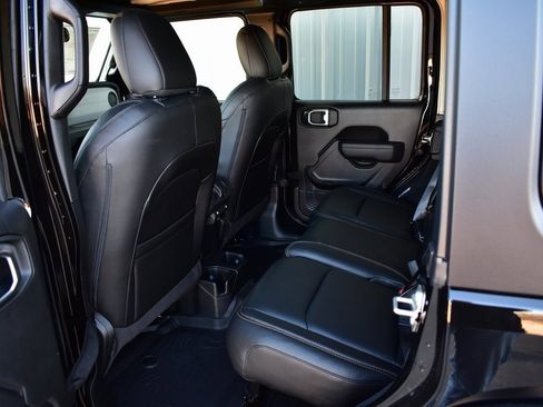 New 2025 Jeep Wrangler Sport S image 24