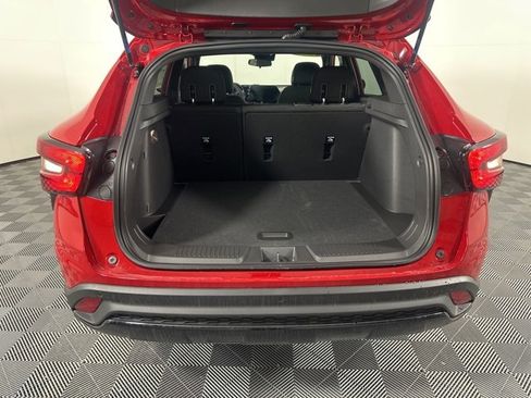 New 2026 Chevrolet Trax RS w/ Sunroof Package image 13