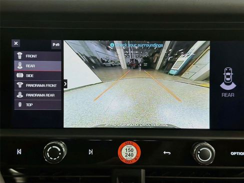 Certified 2026 Porsche Macan S AWD/4WD image 23