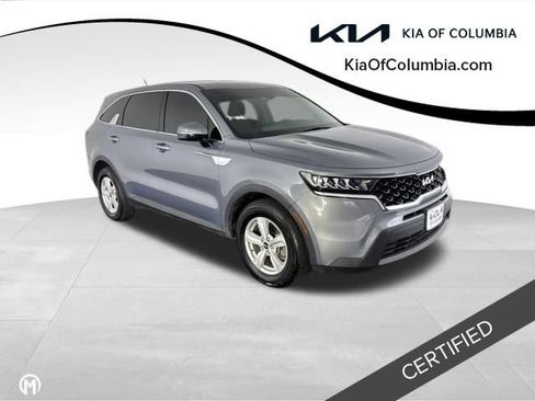 Certified 2023 Kia Sorento LX FWD image 1