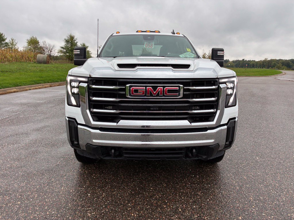 Used 2024 GMC Sierra 2500 SLE w/ SLE Value Package AWD/4WD image 3
