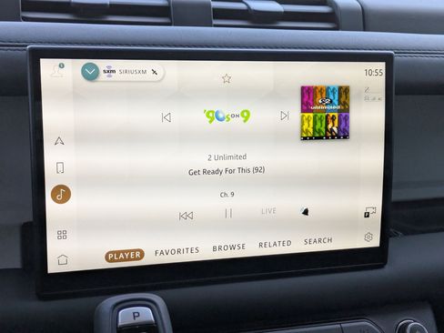 Used 2025 Land Rover Defender 110 S image 22