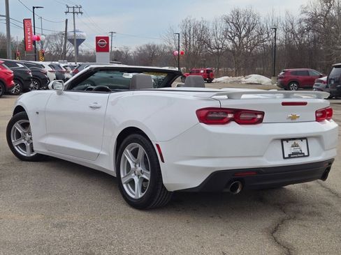 Used 2023 Chevrolet Camaro LT RWD image 10