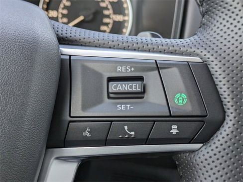 New 2025 Mitsubishi Outlander SE image 29