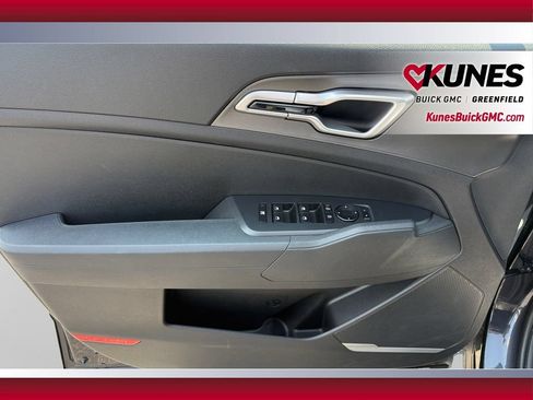 Used 2026 Kia Sportage LX FWD image 22