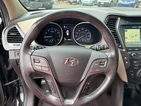 Used 2017 Hyundai Santa Fe Sport w/ 2.4L Tech Package 04 image 17