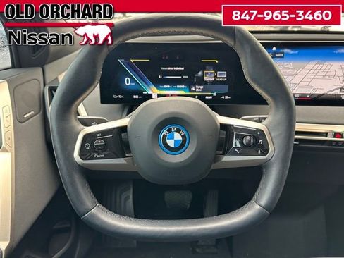 Used 2023 BMW iX xDrive50 w/ Ultimate Package 2 AWD/4WD image 23