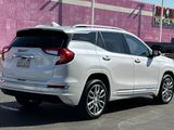 Used 2022 GMC Terrain Denali w/ Denali Premium Package image 4