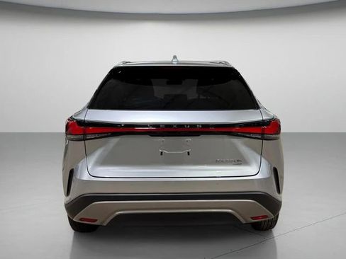 Used 2024 Lexus RX 350 w/ Convenience Package image 4