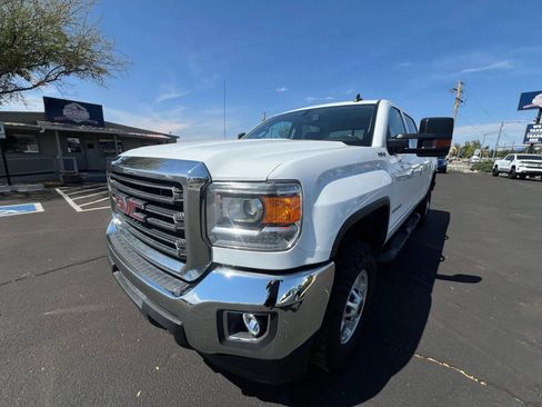 Used 2016 GMC Sierra 2500 SLE image 2