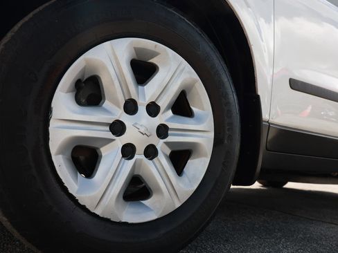 Used 2012 Chevrolet Traverse LS FWD image 30