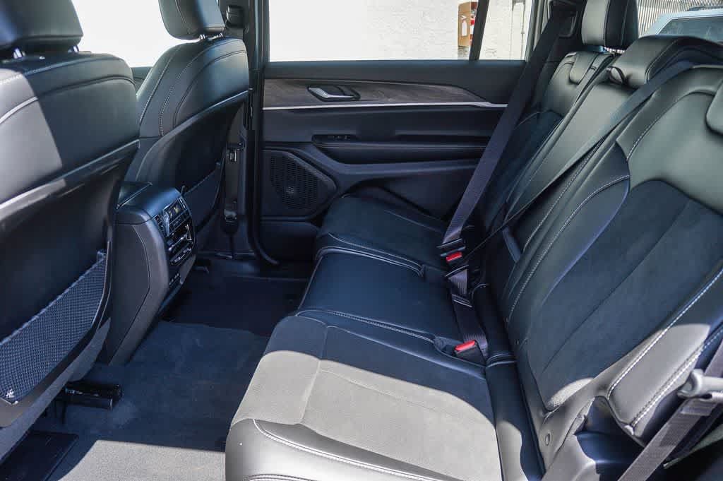 Used 2026 Jeep Grand Cherokee L 4WD image 20