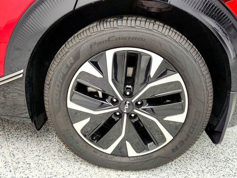 Used 2022 Kia EV6 Wind image 9