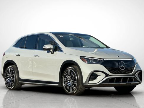 Certified 2023 Mercedes-Benz EQE 350+ SUV image 19