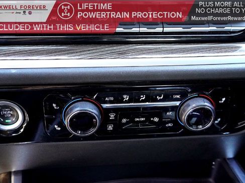 Used 2022 Chevrolet Silverado 1500 RST w/ Redline Edition image 17