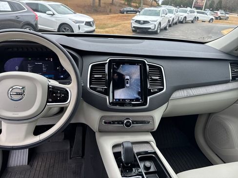 Used 2024 Volvo XC90 B6 Plus w/ Protection Package Premier image 21