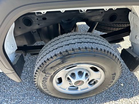 Used 2022 GMC Sierra 2500 Pro w/ Convenience Package AWD/4WD image 31