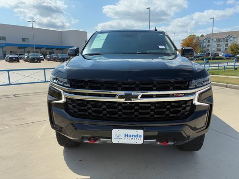 Used 2021 Chevrolet Tahoe Z71 w/ Z71 Off-Road Package image 3