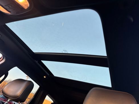 Used 2020 Jeep Grand Cherokee Limited w/ Luxury Group II image 21