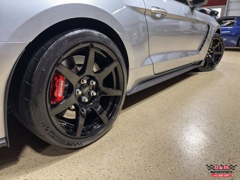 Used 2020 Ford Mustang Shelby GT350R w/ GT350R Equipment Group 920A image 47