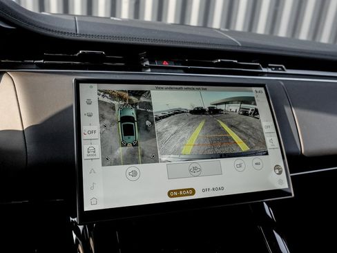 New 2026 Land Rover Range Rover Sport Dynamic SE image 14